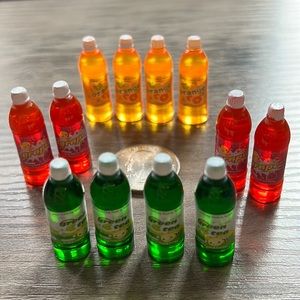 ✨ 5 for $25 ✨ Mini juice bottle charms